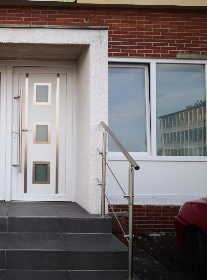 Warburg, Fewo "Sweet Home" 2,5 Zi- Eg-Separater Eingang - Parkplatz - Terasse- Komfortabel,Renoviert المظهر الخارجي الصورة
